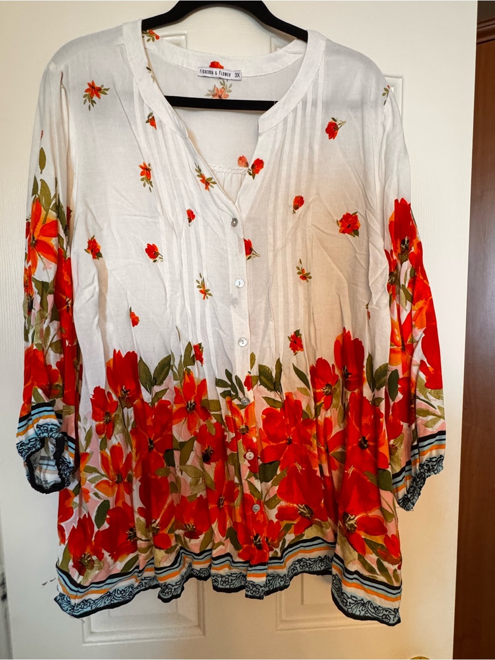 Fashion to Figure White Button-Front Tunic with Red Floral Border